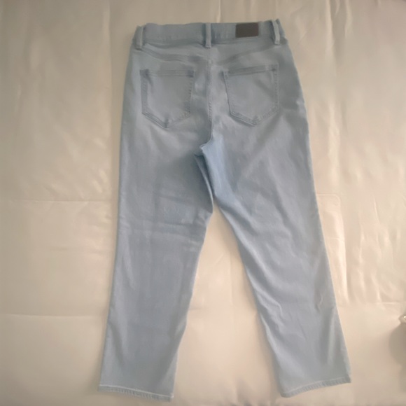 2 jeans, 2 chinos, and 1 slack - like new - Picture 5 of 15